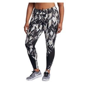 Nike power dri fit athletic leggings